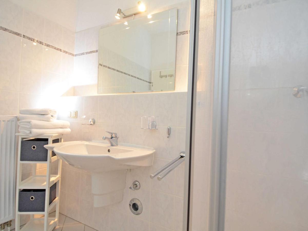 Haus Metropol - Fewo 7 Mit Balkon Und Meerblick บินซ์ ภายนอก รูปภาพ